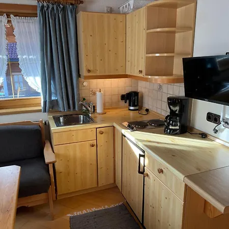 Haus Bergbluemle オーベルストドルフ