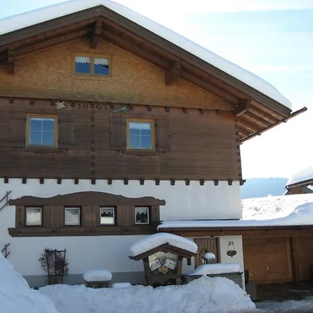 Haus Bergbluemle * オーベルストドルフ